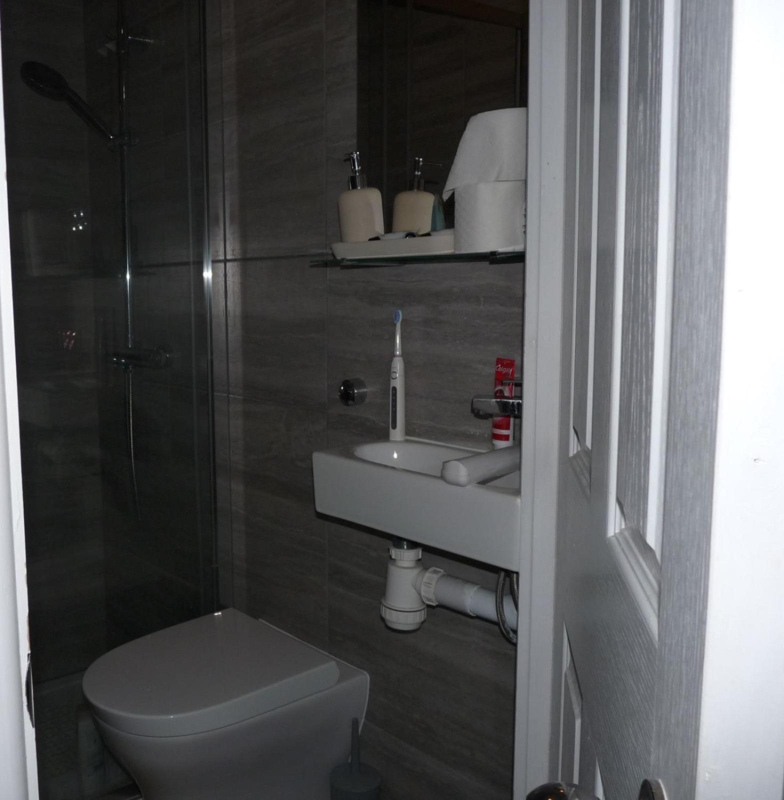Home Away Londen Buitenkant foto